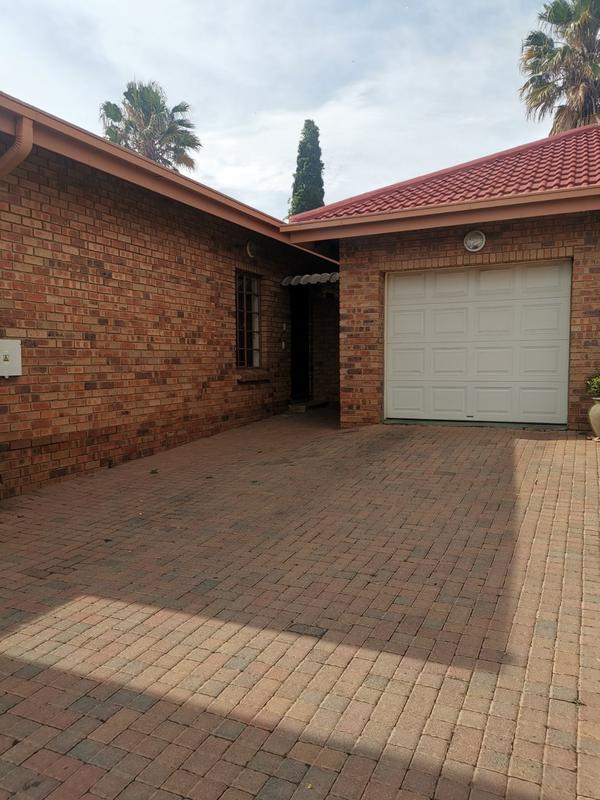 3 Bedroom Property for Sale in Vaalpark Free State